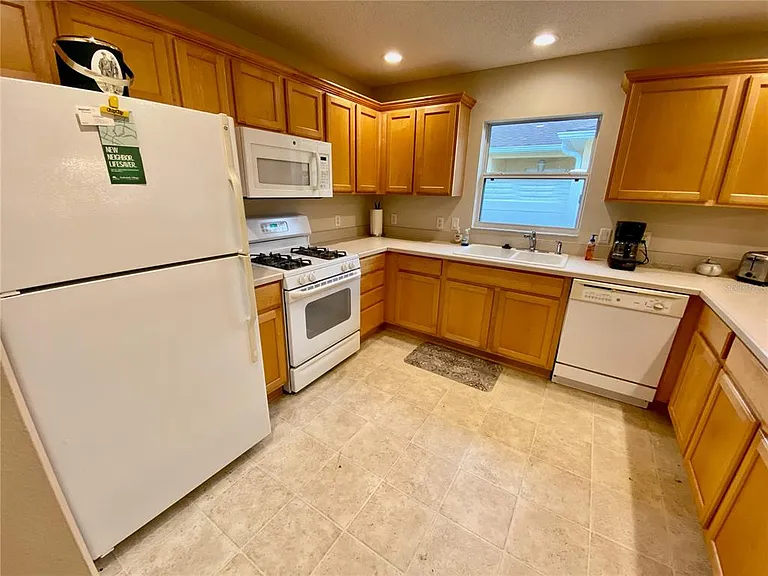 1534 Lime Grove Ln — Photo 8