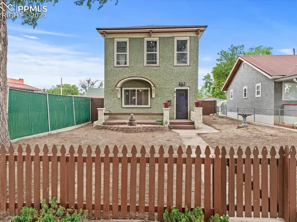 317 E Abriendo Ave, Pueblo, CO 81004