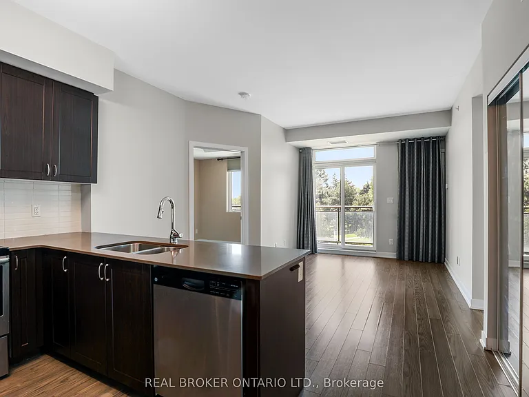 3560 Saint Clair Ave E #323 — Photo 3