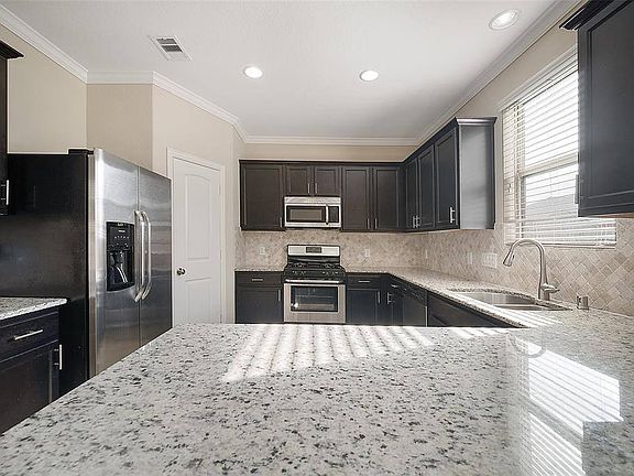 4th image of 2606 Yellow Pear Way
