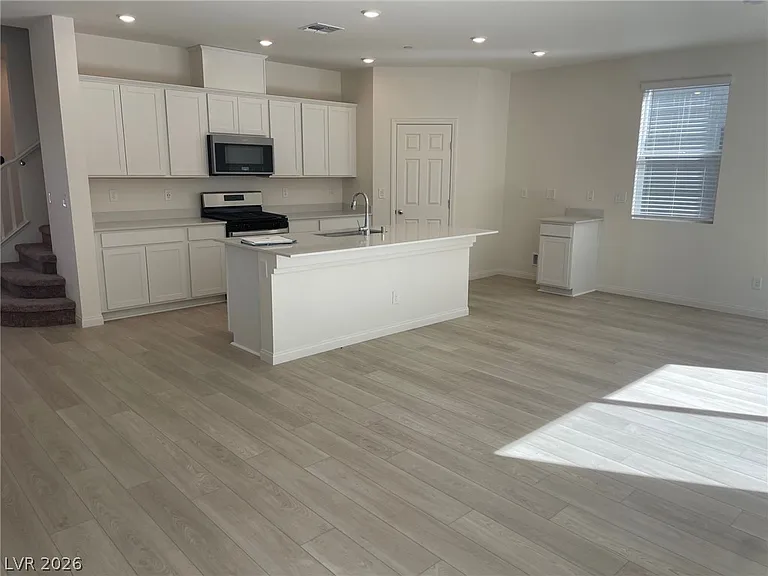 10861 River Junction Ave — Photo 3