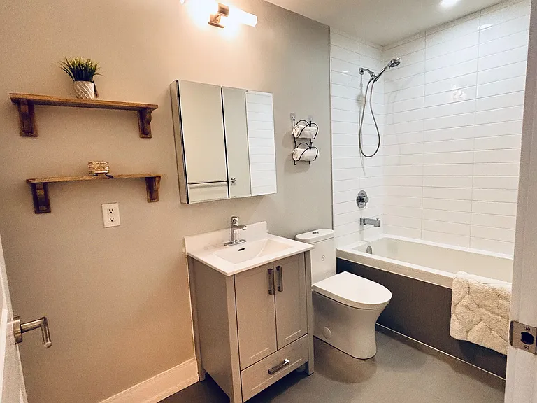 9600 Yonge St #318B — Photo 8