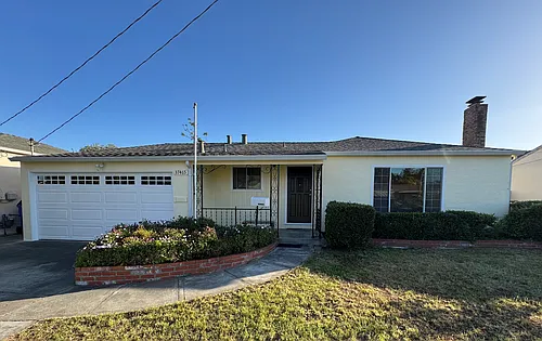 37465 Briarwood Dr Photo 1