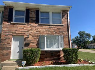 172 S Hillcrest Ave, Kankakee, IL 60901