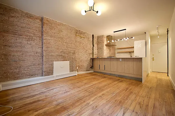 Rented by Nolita Group | media 10