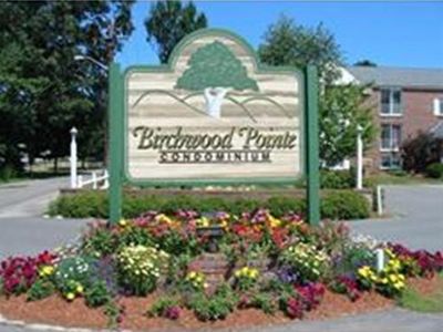 25 Clarks Rd APT 101, Amesbury, MA, 01913
