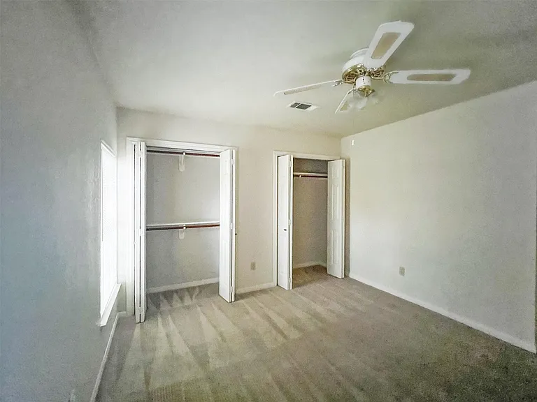 6204 Old Harbor Ln — Photo 30