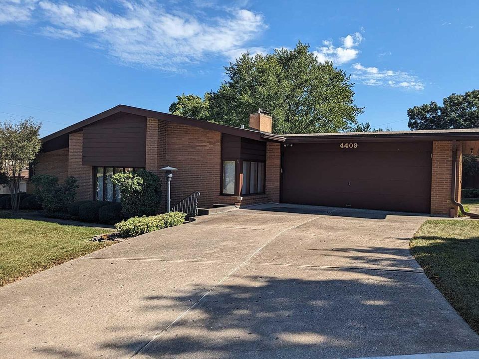 1st image of 4409 Berkshire Close