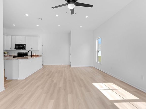 2nd image of 28410 Middlebrook Way
