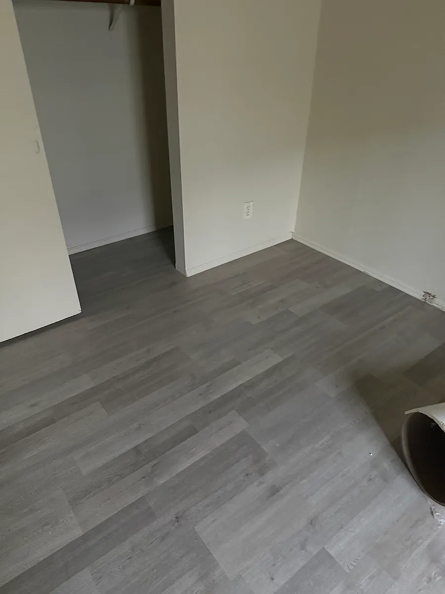 Building Photo - 4255 Hegner Ave #3