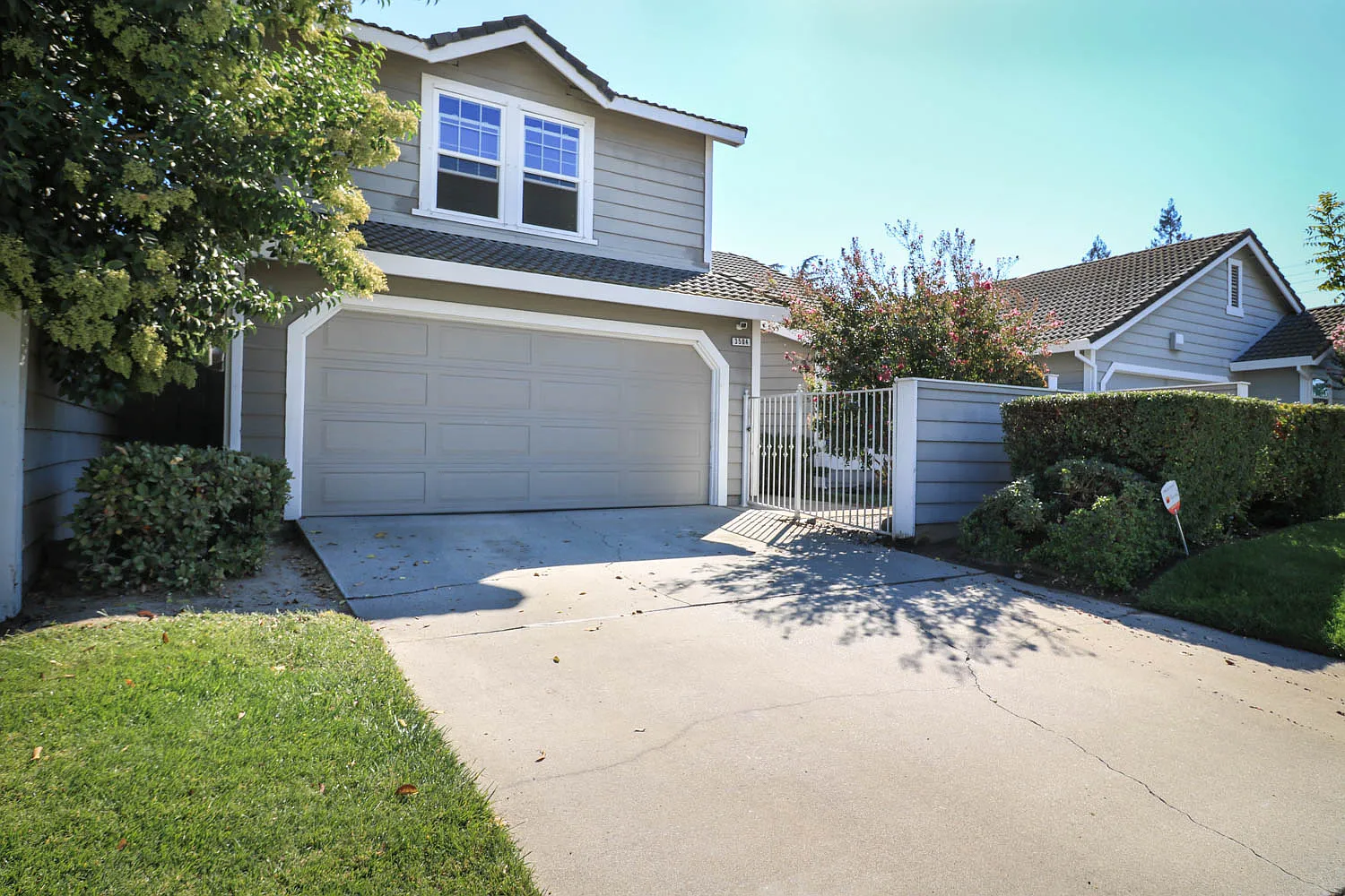 3504 Regency Park Dr photo 1