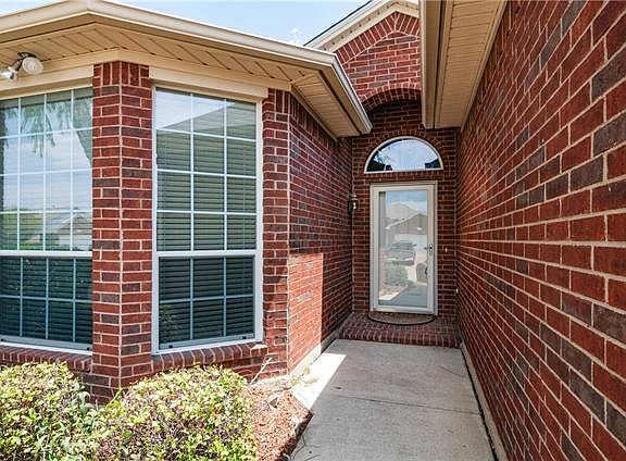 4th image of 12516 Cottageville Ln