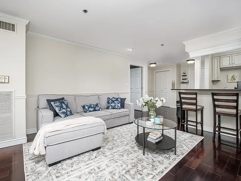 150 Staniford St #631 — Photo 2