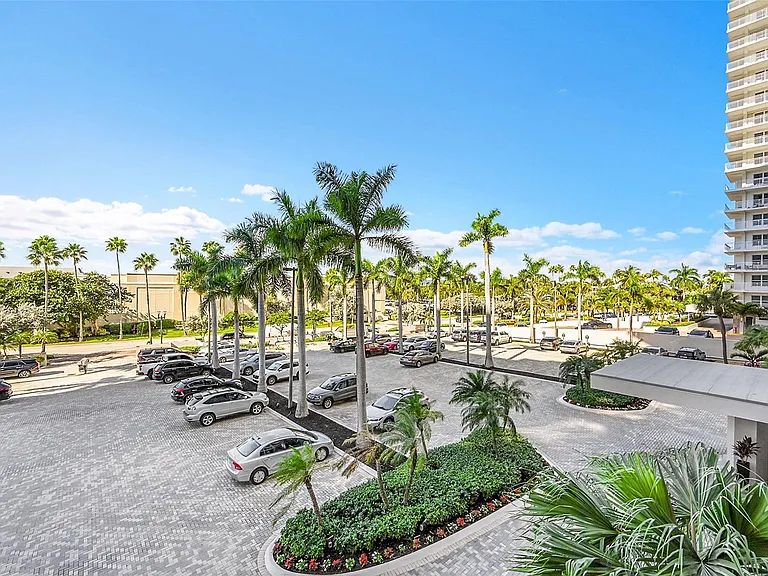 3800 Galt Ocean Dr #311 — Photo 22