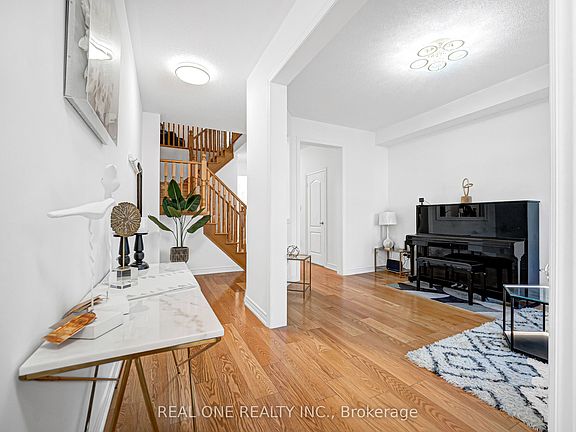 3rd image of 19 Begonia St