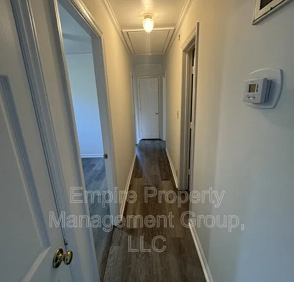 2126 Old Hopkins Rd — Photo 3