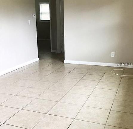 5th image of 4403 Wallace Ave