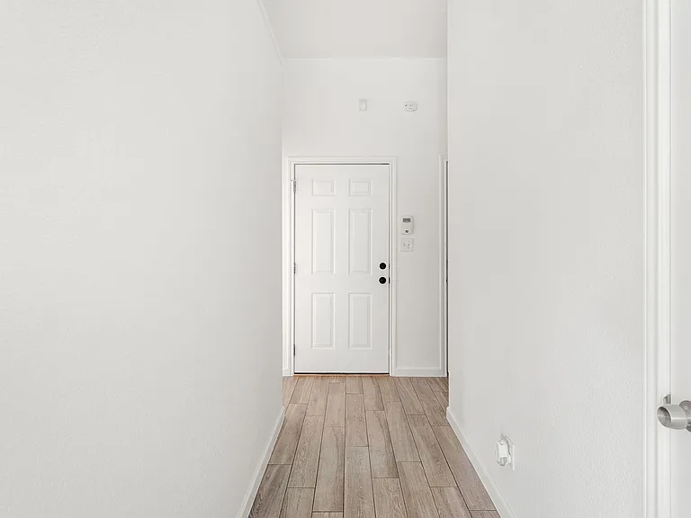 5900 Taylorcrest Dr — Photo 15