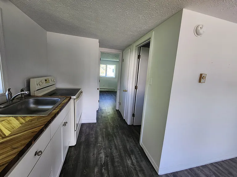 309 Sanford Rd #3 — Photo 7