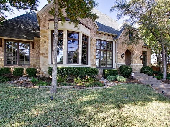 3rd image of 821 Wagner Way