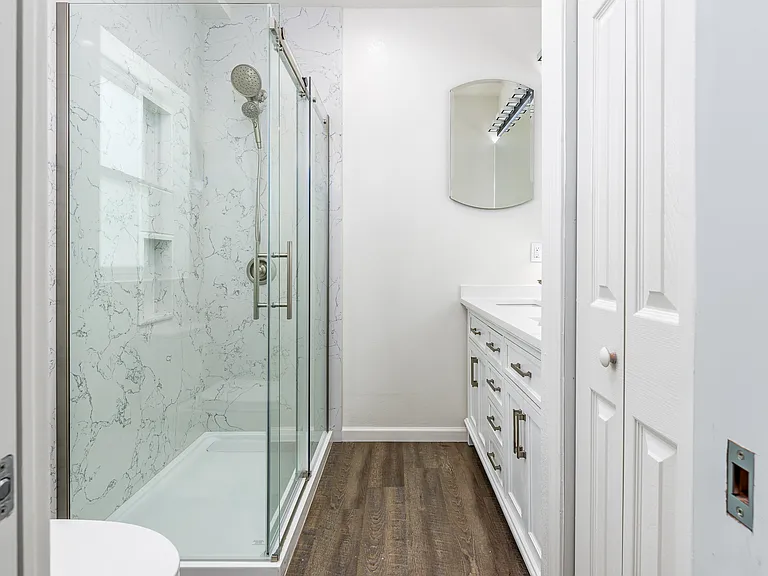 16318 Maubert Ave #B — Photo 13