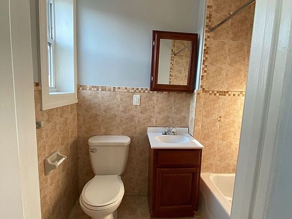3rd image of 700 Bergenline Ave APT 6