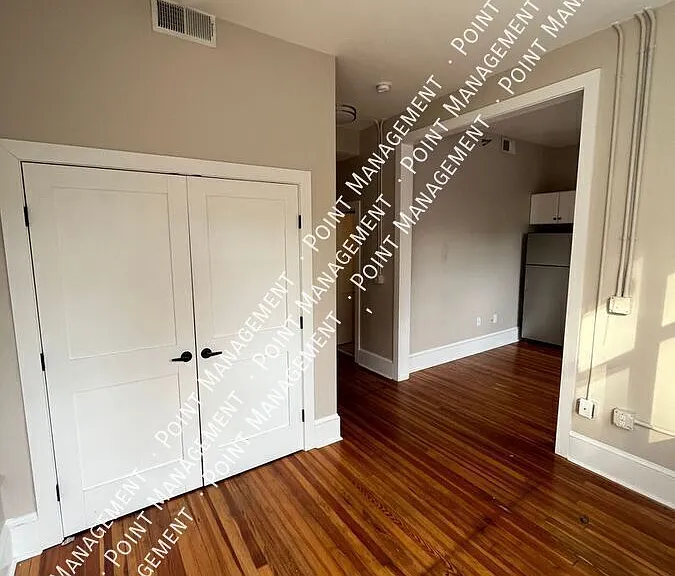 19 Franklin Rd SW #1 — Photo 3