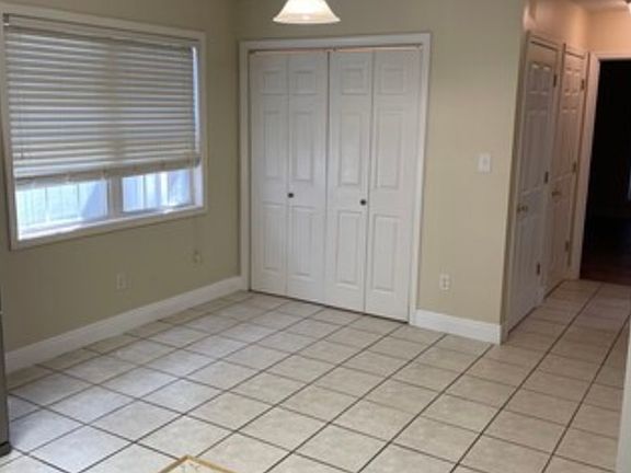 4th image of 105 Westchase Dr