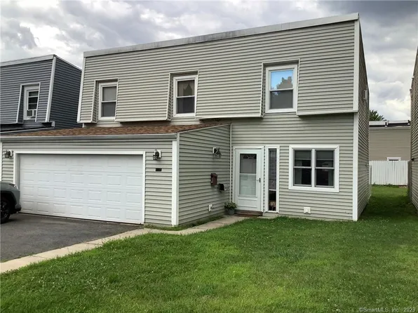 15 Inverness Lane #15, Middletown, CT 06457