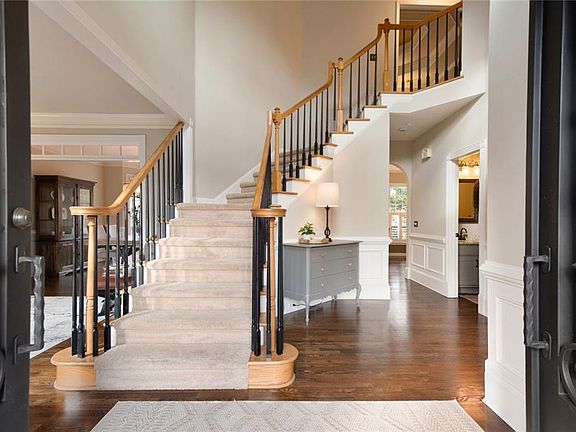 4th image of 1195 Rugglestone Way