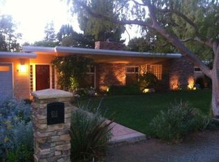611 Cuesta Dr, Los Altos, CA 94024