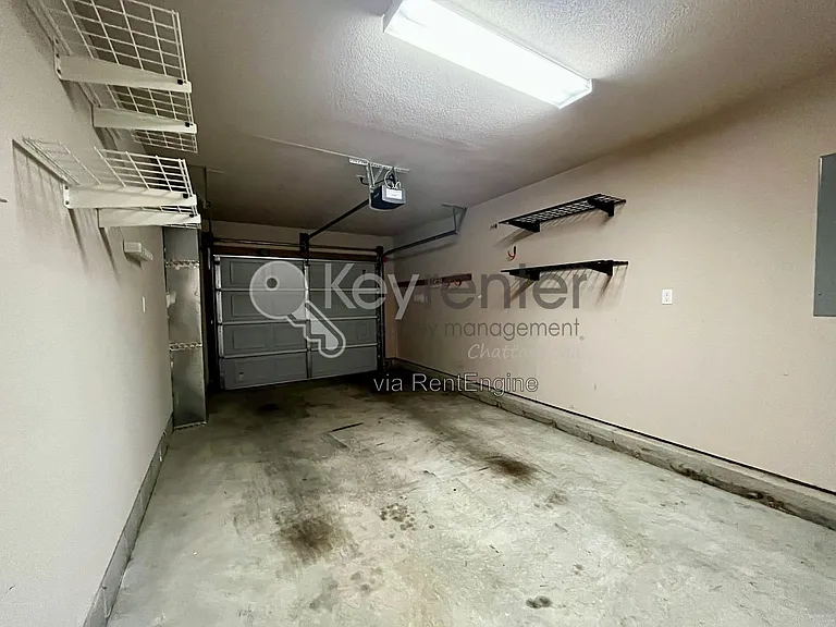 3721 Connelly Ln — Photo 17