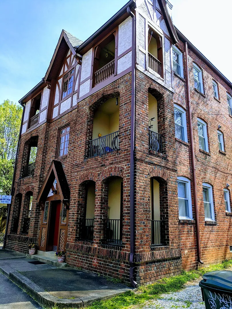 509 N. Mulberry Street — Photo 4