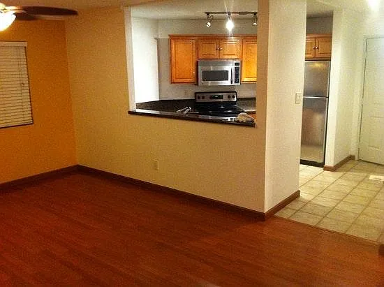 1 bed, 750 sqft, $2,725 — Photo 2