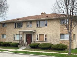 7527 W Melvina St #1, Milwaukee, WI 53216