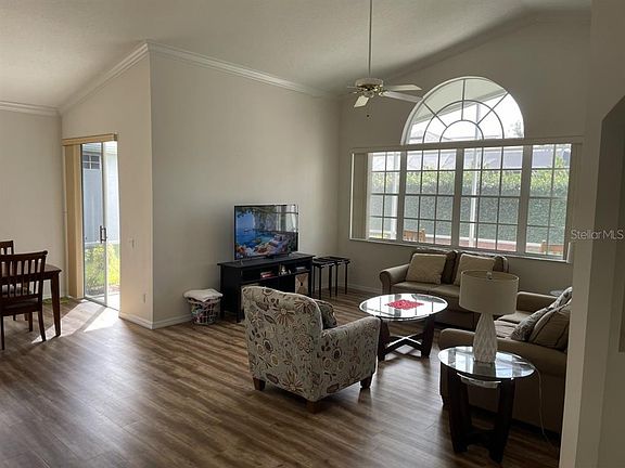 3rd image of 9222 Bonnington Dr