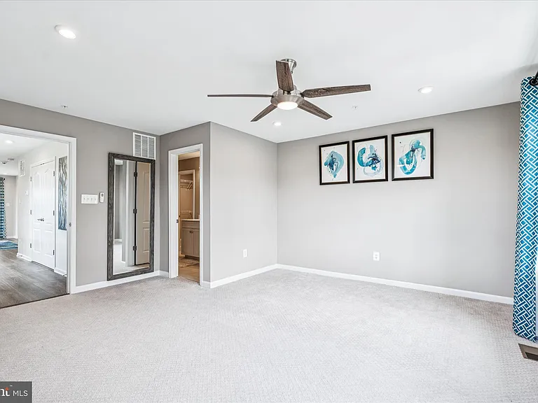 9454 James Macgowan Ln #447 — Photo 17