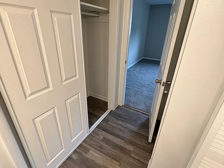 G203 Hickory Hill Ln #G203 — Photo 4