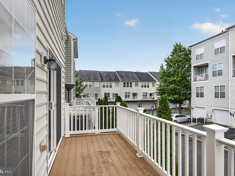 14862 Potomac Branch Dr — Photo 25