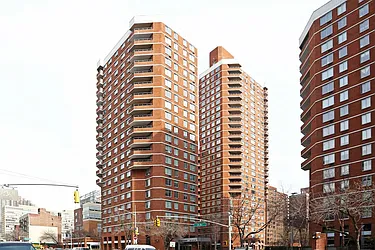 Rented by Pinnacle City Living