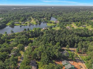 402 N Forest Lake Dr, Texarkana, TX 75503