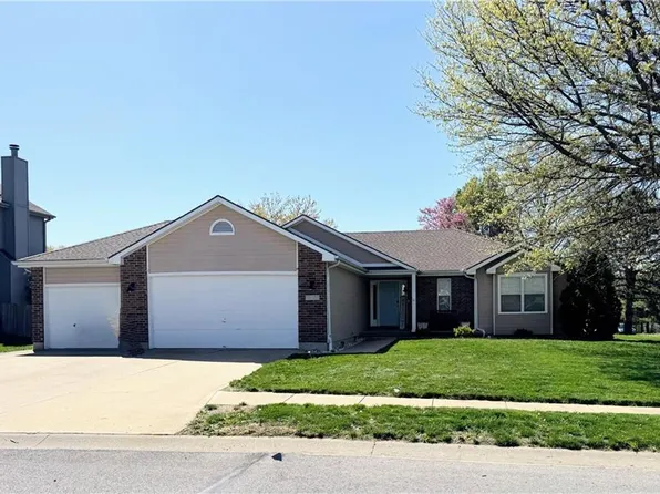 3201 SW 8th St, Blue Springs, MO 64015