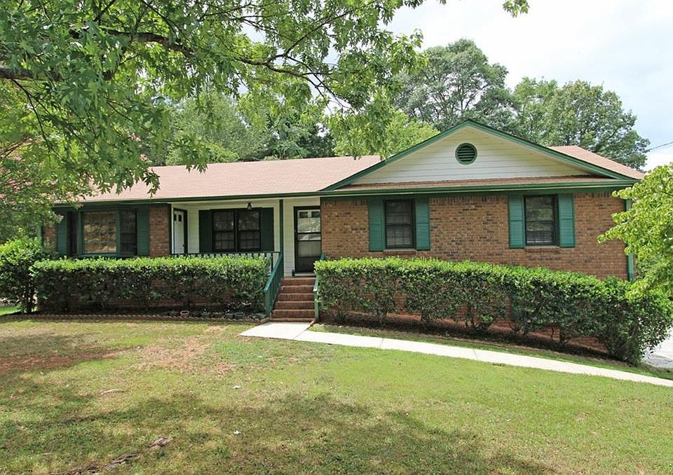1st image of 482 Edward Ct