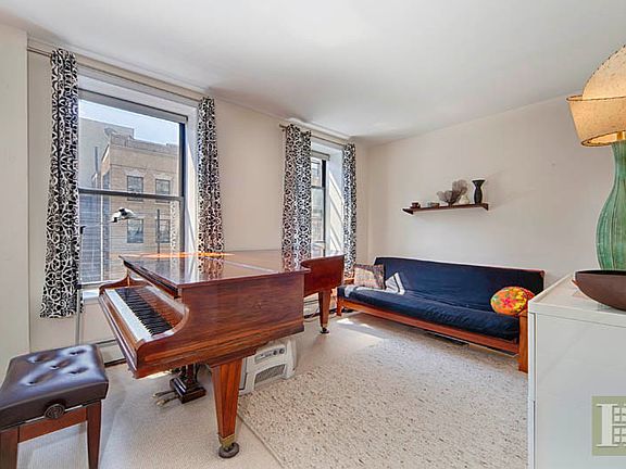 4th image of 61 Lenox Ave APT 3A