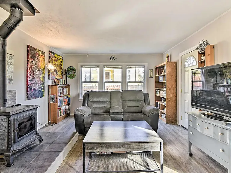 8311 NE Sacramento St — Photo 12