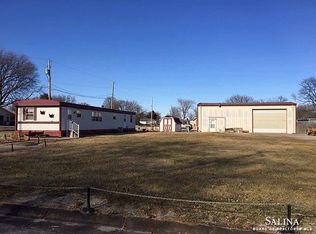 501 E 8th St, Minneapolis, KS 67467