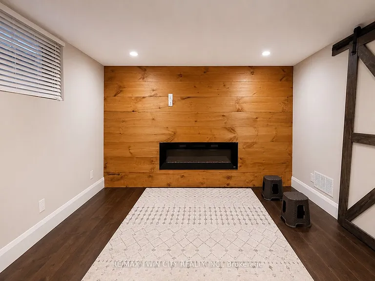 262 Sweet Gale St #BASEMENT — Photo 4
