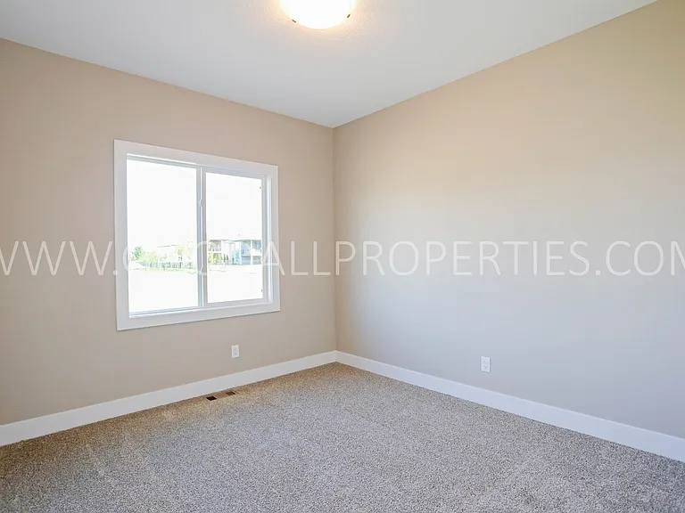 16656 Wilden Dr — Photo 8