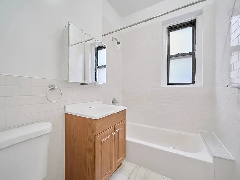 370 Fort Washington Ave #511 — Photo 8