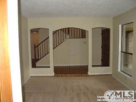 3rd image of 3419 Huntwick Ln